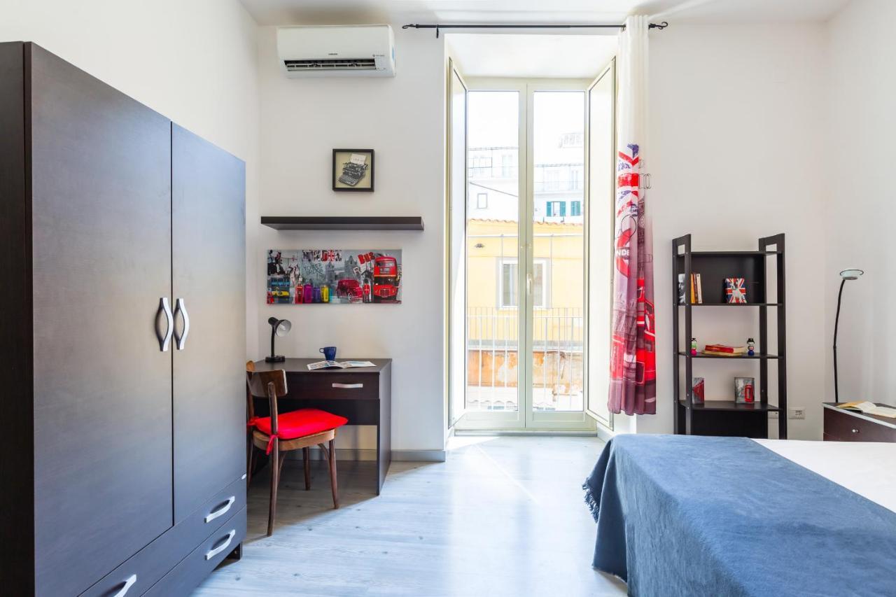 Sansevero Family Apartment By Wonderful Italy Наполи Екстериор снимка